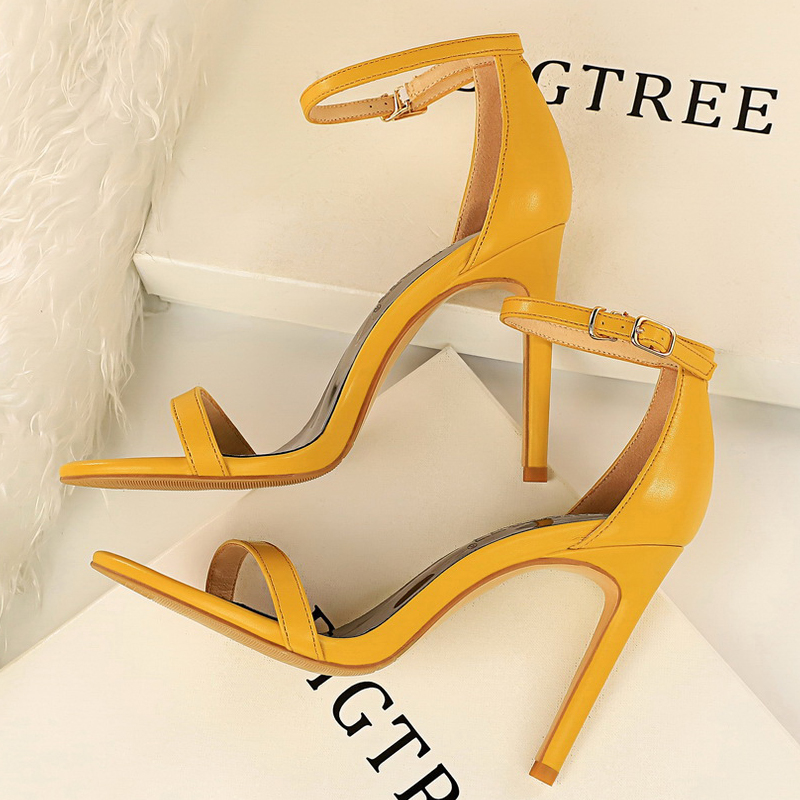 Sepatu BIGTREE Sandal Wanita M - Shoe Tree ulasan dan harga