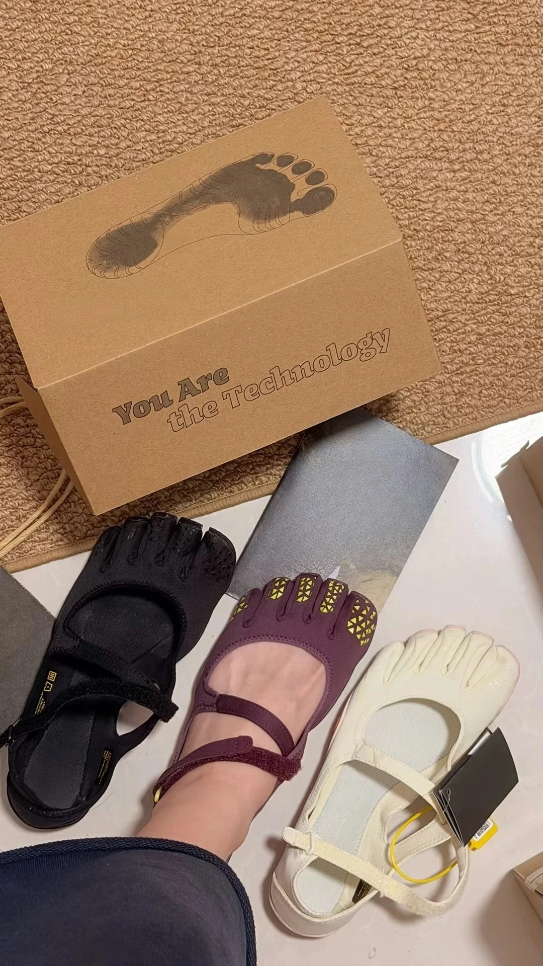 Sepatu Kets Wanita Five Finger - Sneaker Box ulasan dan harga